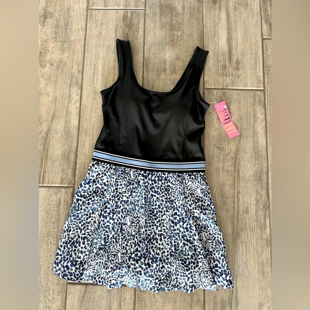 NWT Lilly Pulitzer size Small Pineapple Park Romper.